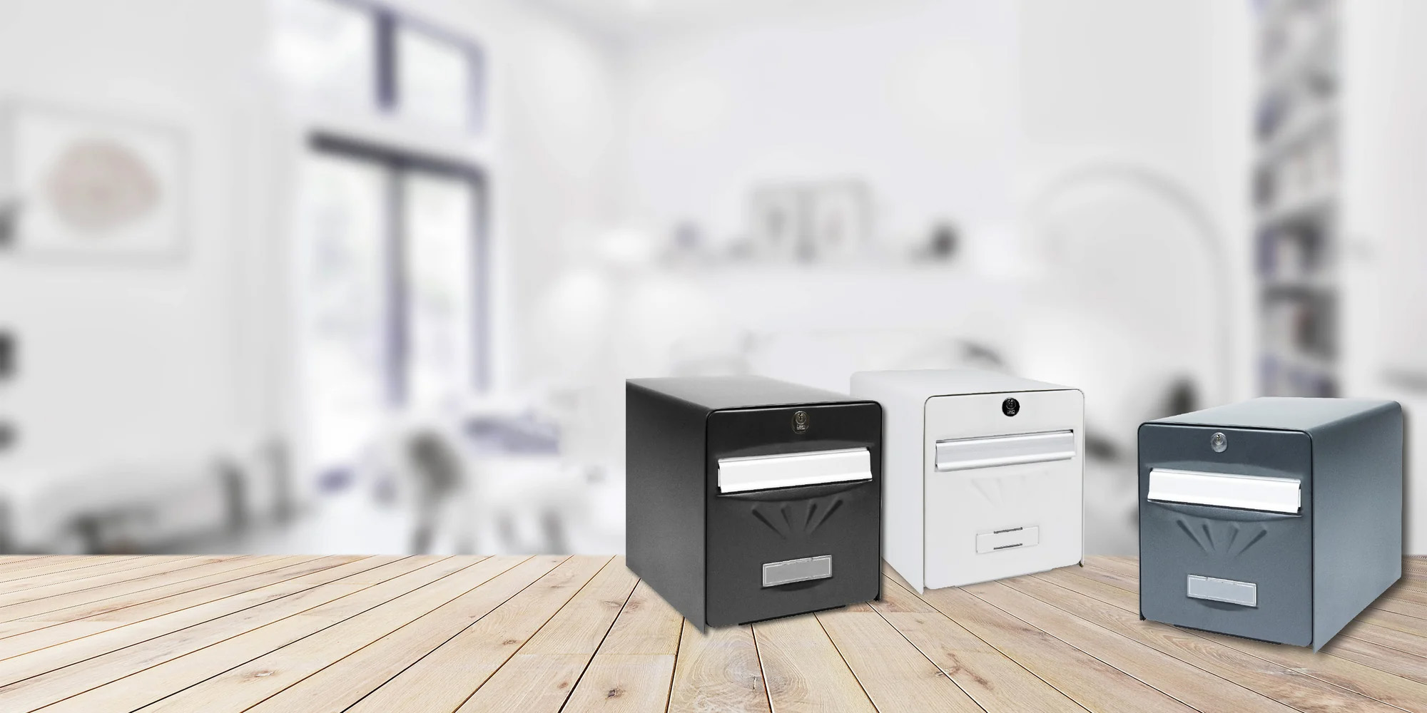 Boîtes aux lettres BALnéaire BURG-WÄCHTER avec clapet en aluminium disponibles en plusieurs coloris.